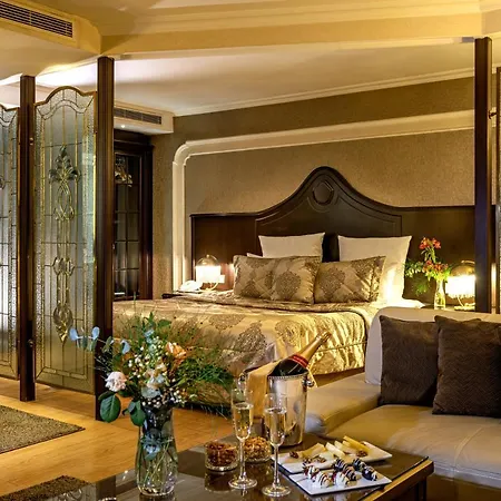 Hotel Altinel & Convention Center