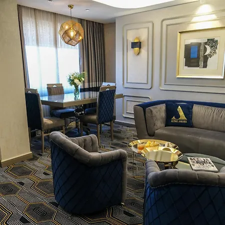 Altinel & Convention Center ホテル
