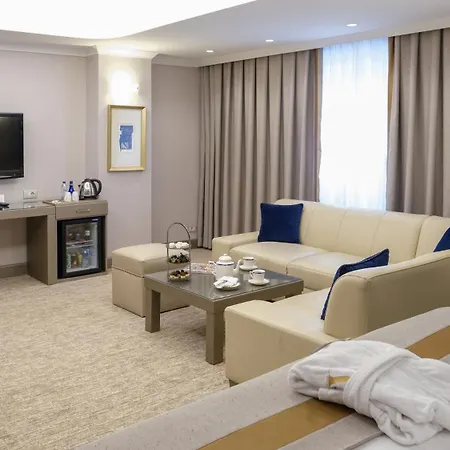 Hotel Altinel & Convention Center 5*