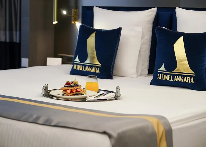 Altinel & Convention Center فندق