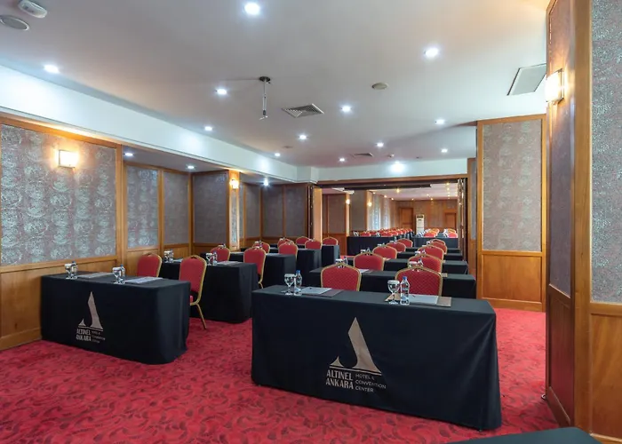 Altinel & Convention Center 5* أنقرة