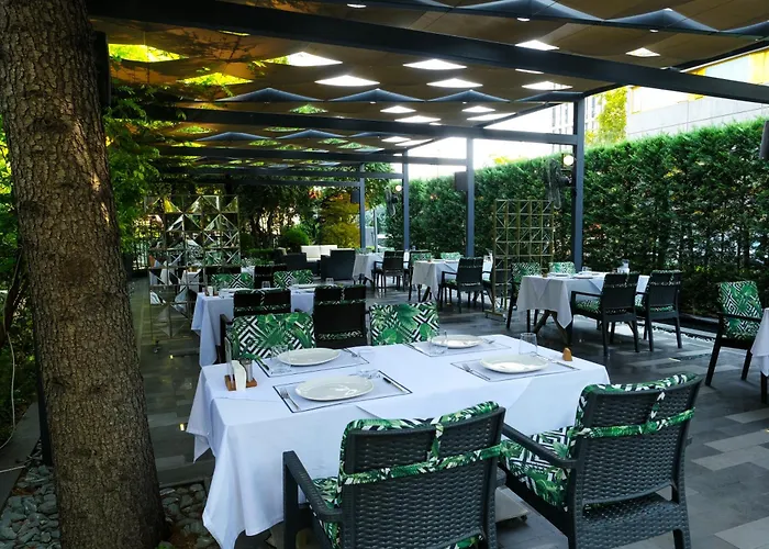 Altinel & Convention Center 5*