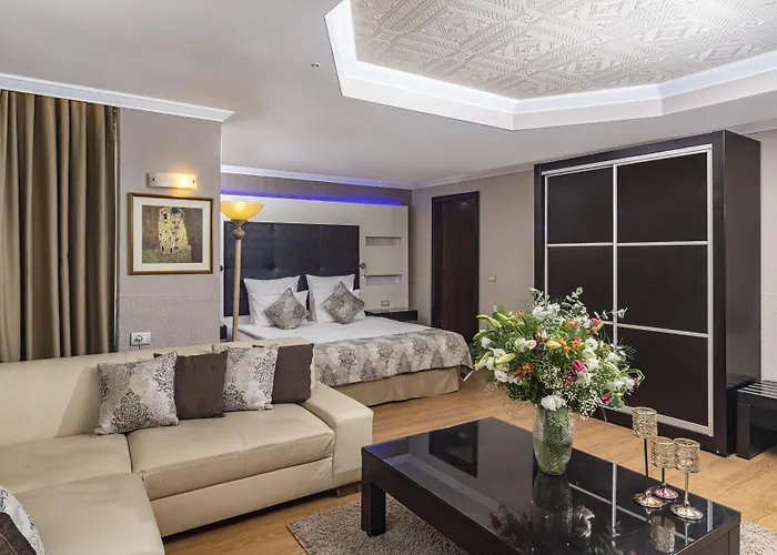 Altinel & Convention Center Hotel 5*